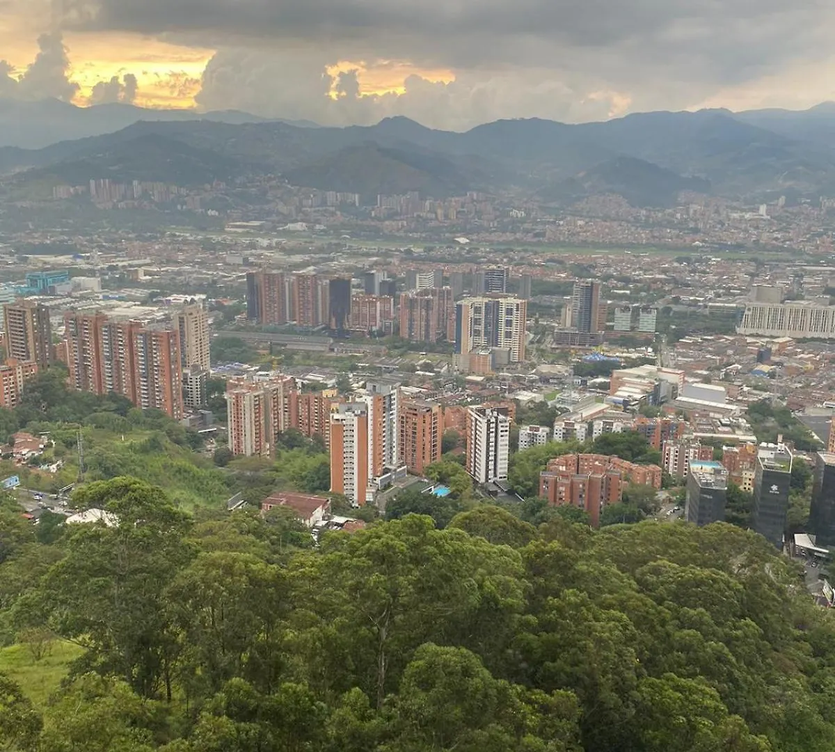 Tierra Grata Bosque Santo Apartment Medellin 0*,  Colombia
